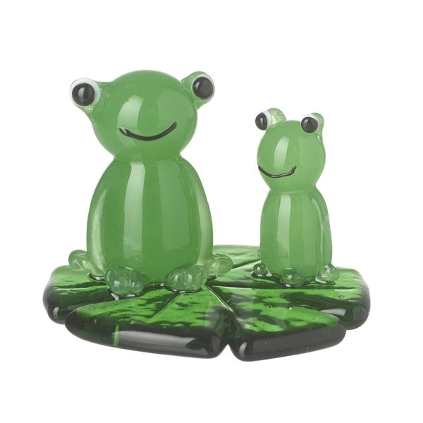 2 Glass Frogs